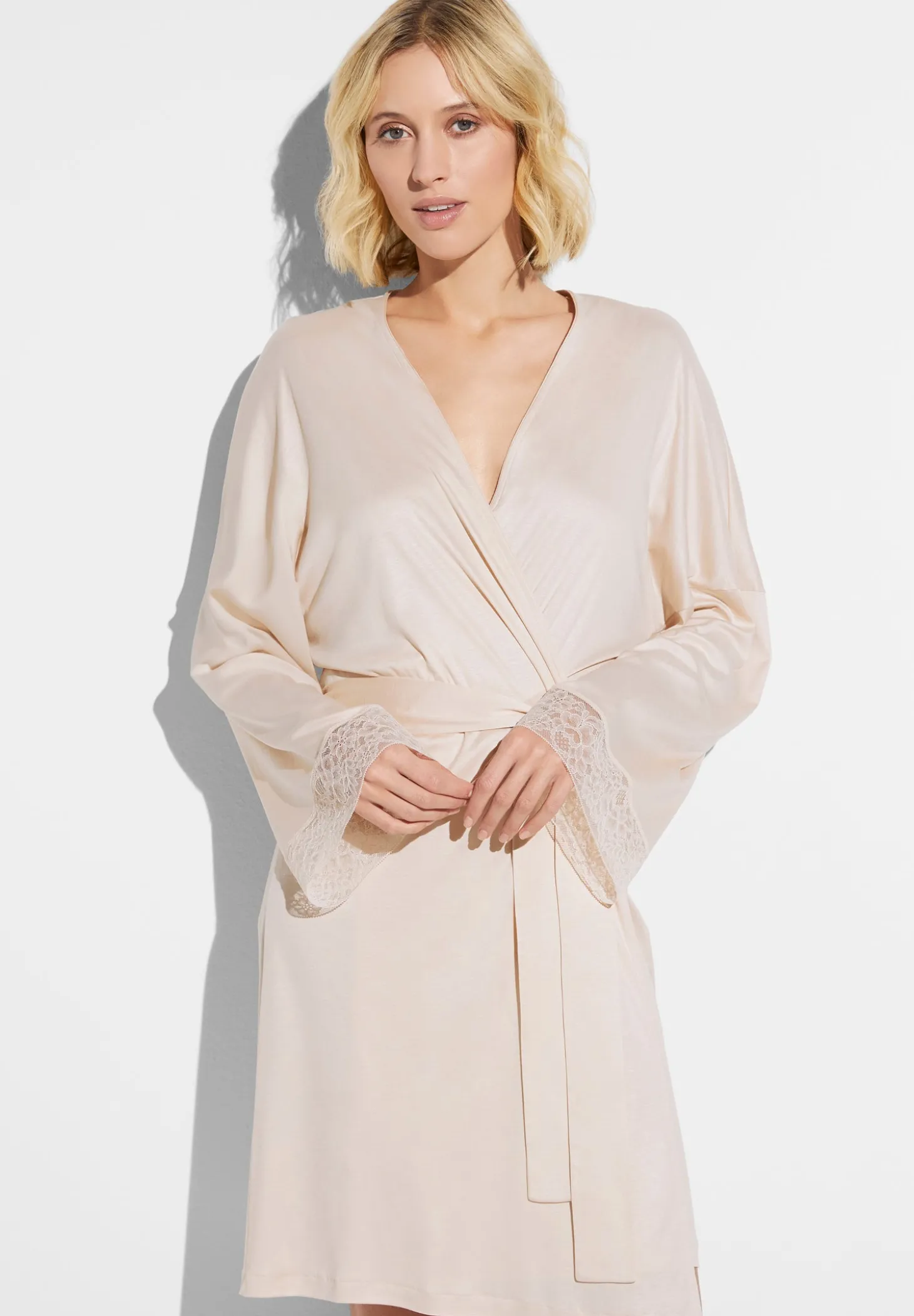 Femme Zimmerli Silk DreamsRobe de chambre courte - vanilla