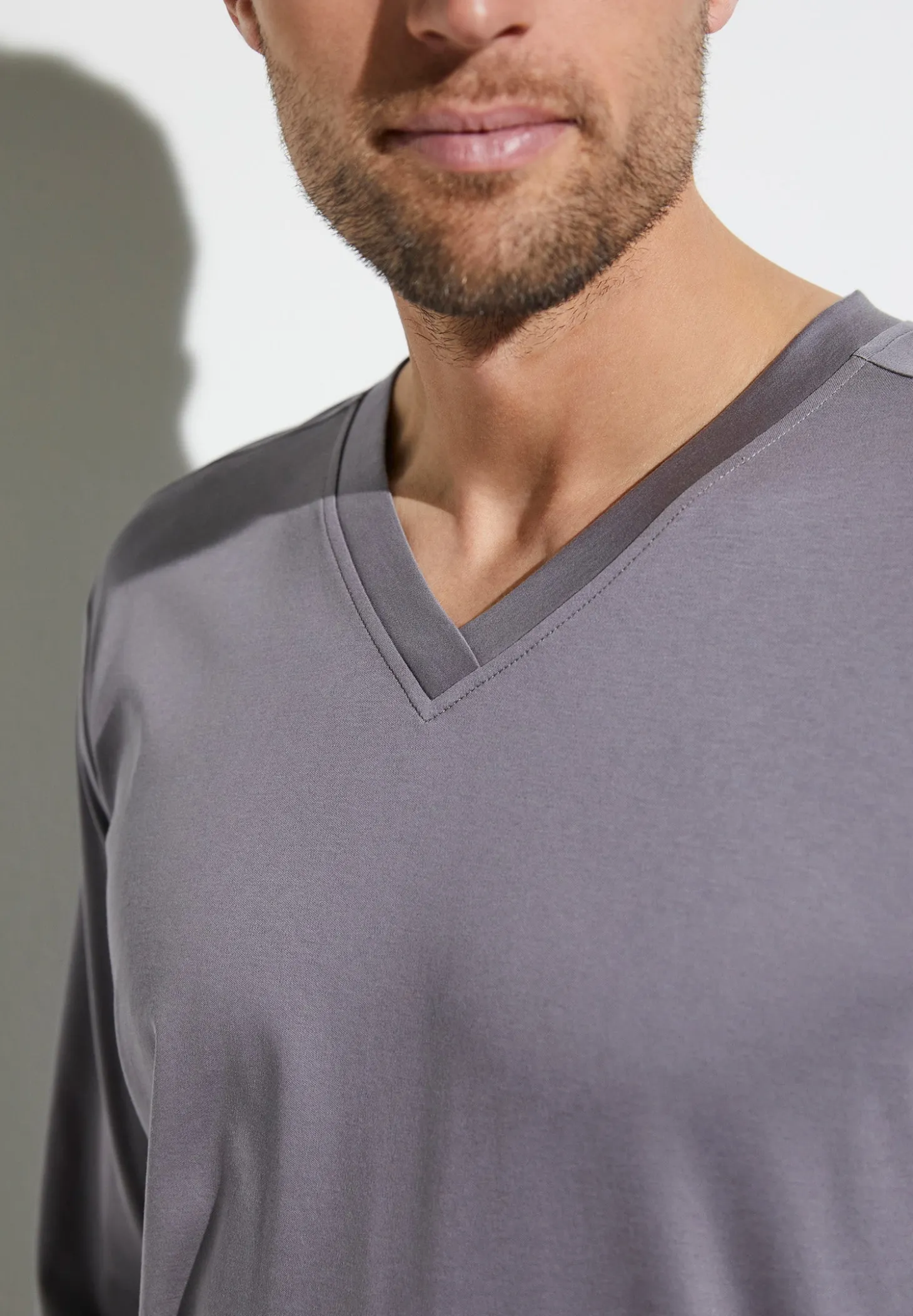 Homme Zimmerli Supreme Green CottonT-Shirt à manches longues col en V - grey